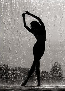 balla sotto la pioggia 1
